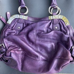 B. Makowsky Purple Hand bag